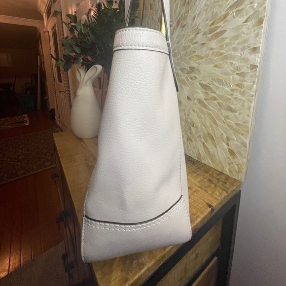 COACH Horse and Carriage Derby Tote in Leather - Picture 4 of 10